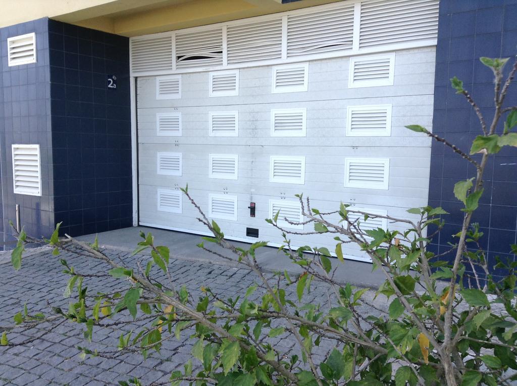 Casa Das Olaias & Closed Parking Apartment Lisbon